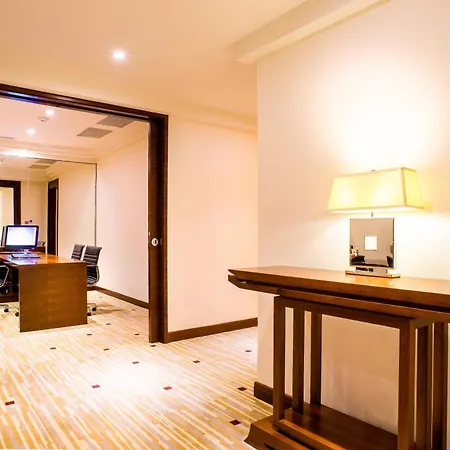 Royal Halong Hotel Ha Long Exterior photo